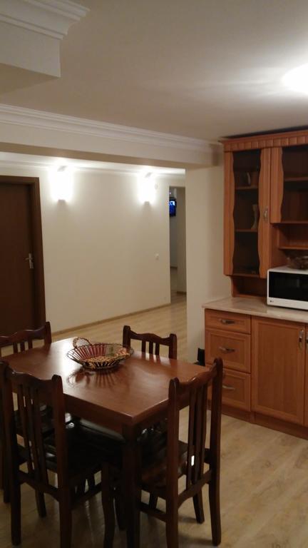 Tskaltubo Guest House On Mirian Mepe Екстер'єр фото