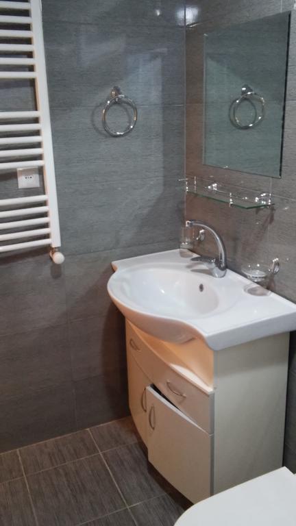 Tskaltubo Guest House On Mirian Mepe Екстер'єр фото