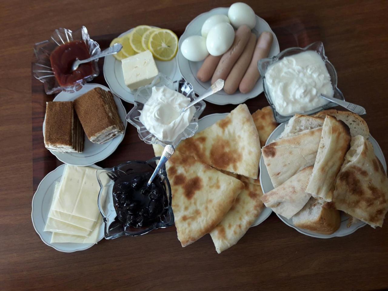 Tskaltubo Guest House On Mirian Mepe Екстер'єр фото
